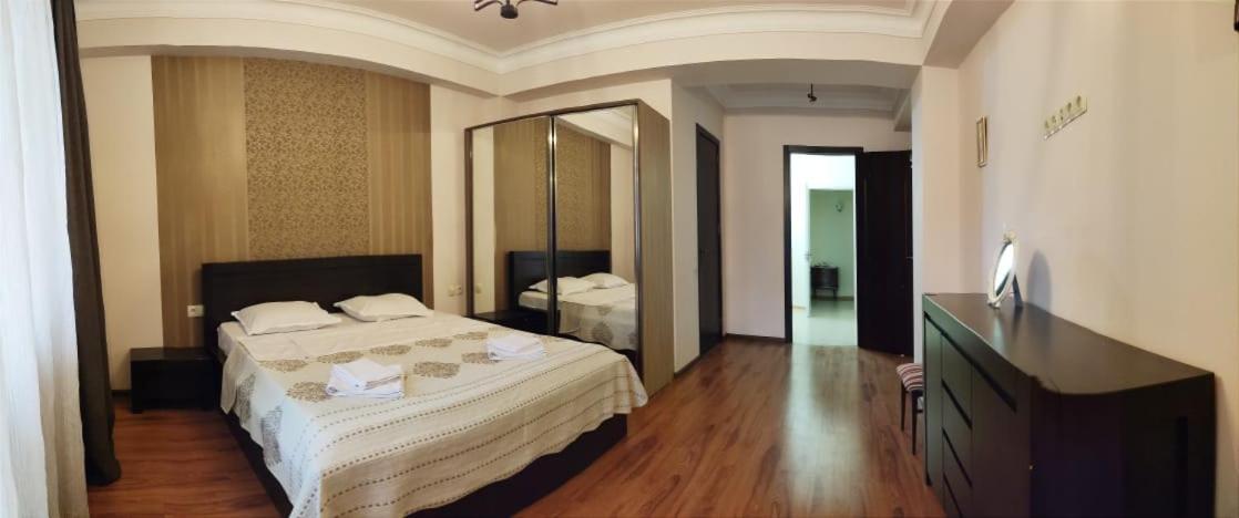 1 Bedroom Unit With Patio Tbiliszi Kültér fotó