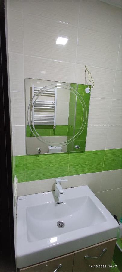1 Bedroom Unit With Patio Tbiliszi Kültér fotó